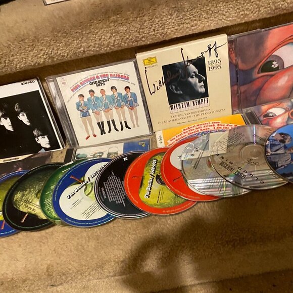 HUGE LOT OF Vintage CDS & Box Sets - The Beatles, Neil Diamond & More - Picture 11 of 16